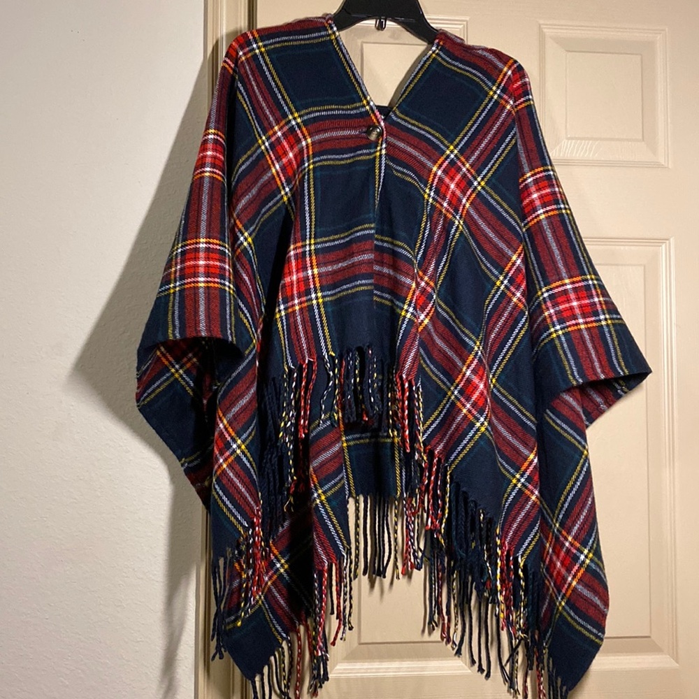 Francesa’s Plaid Hooded Cape